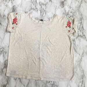 Wet Seal | Embroidered Sleeve Top